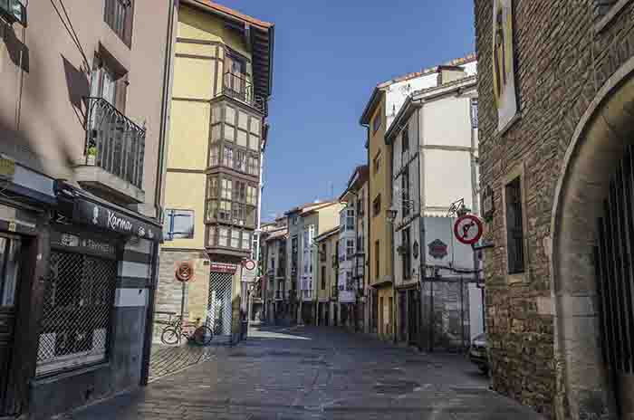 Álava - Vitoria-Gasteiz 47 - casco antiguo.jpg